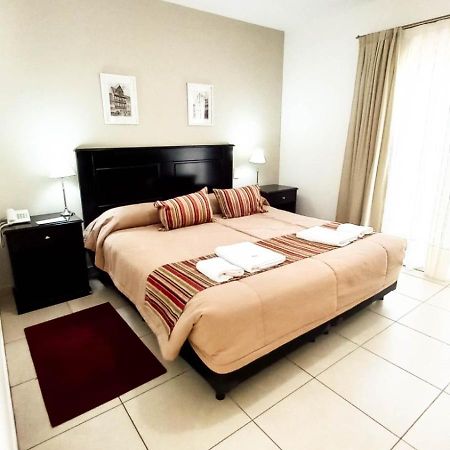 Laplace Hotel Córdoba Buitenkant foto