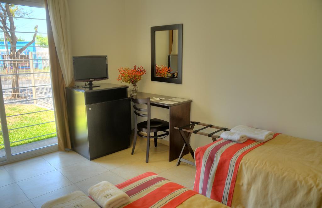Laplace Hotel Córdoba Kamer foto