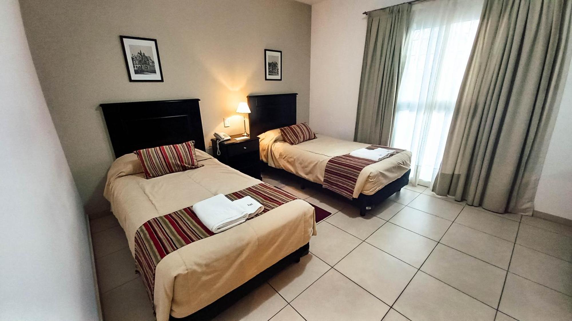 Laplace Hotel Córdoba Buitenkant foto